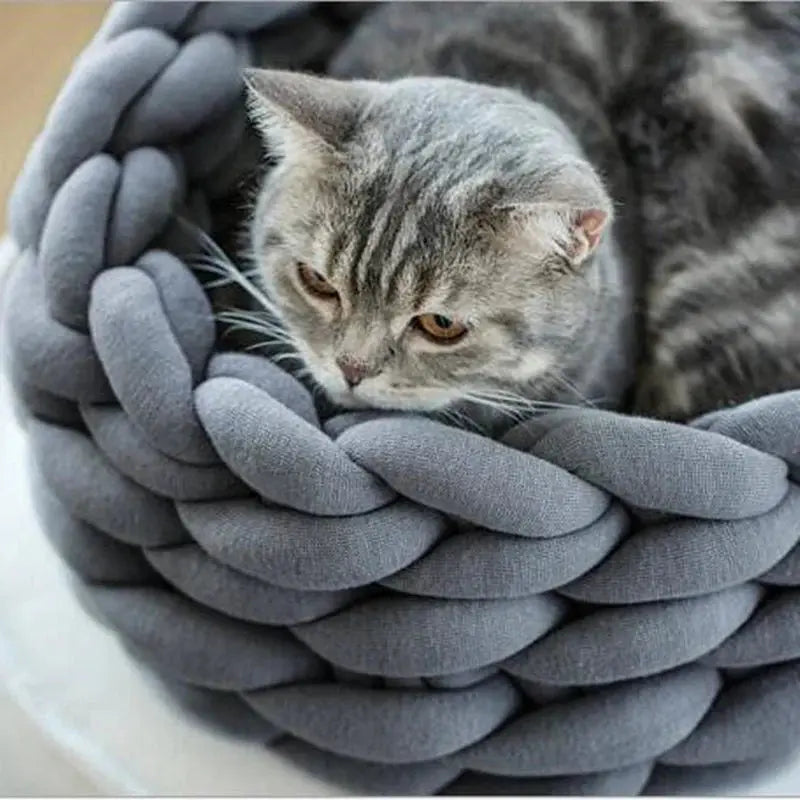 Pet Bed Knitted Wool Braided Sides & Machine Washable