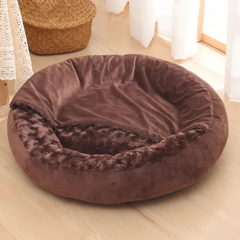 Cozy Enclosed Pet Bed with Fleece Lining for Ultimate Comfort