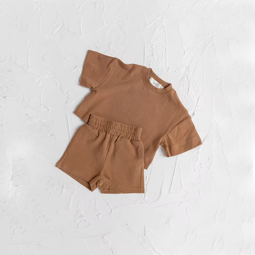 Summer Ready Kids' Outfit: T-Shirt & Shorts Duo