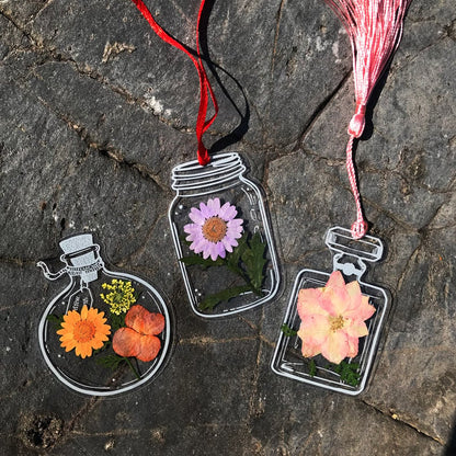 Bookmark Set Acrylic With Real Dried Flowers Set of 30