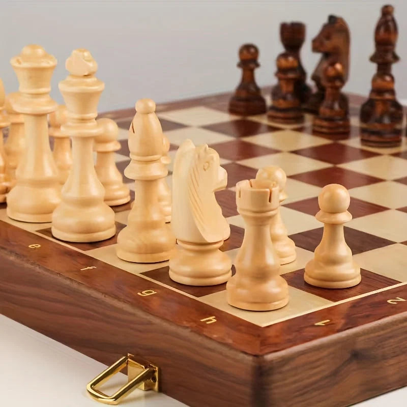 Chess Set Foldable Solid Wood Integrated Storage