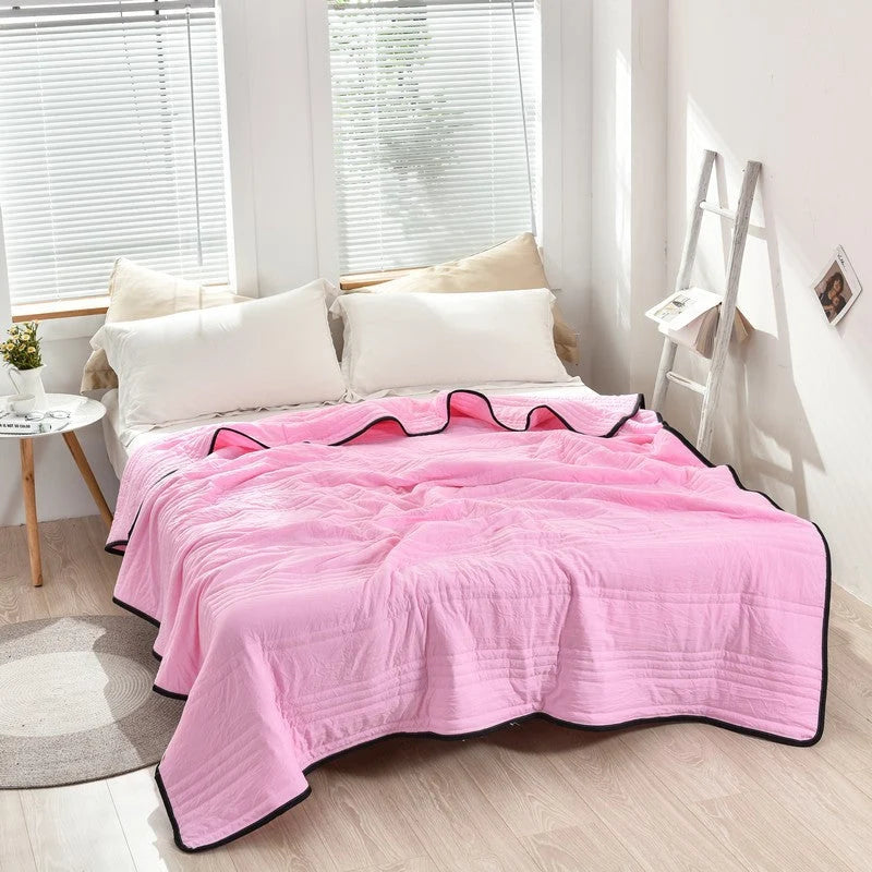 Cooling Blanket Moisture-Wicking & Breathable Machine Washable