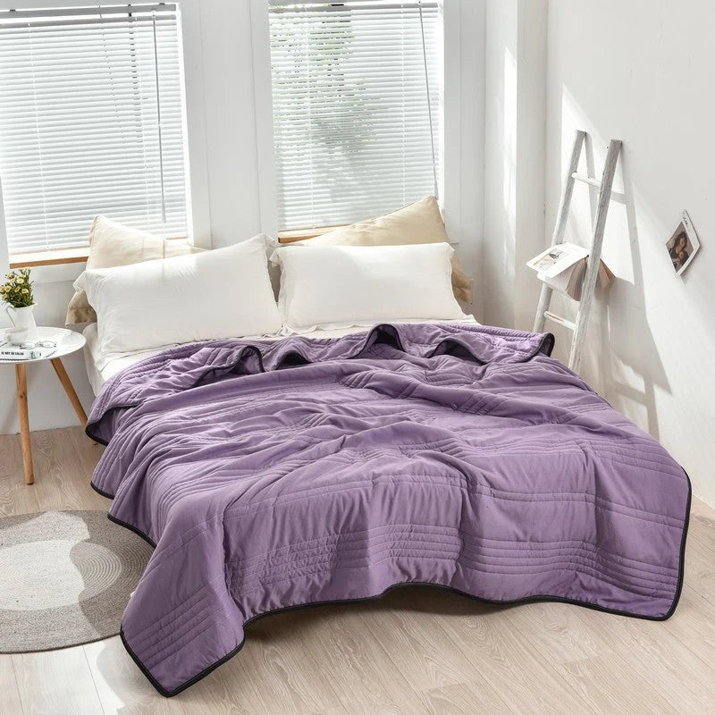 Cooling Throw Blanket Moisture-Wicking & Breathable Polyester