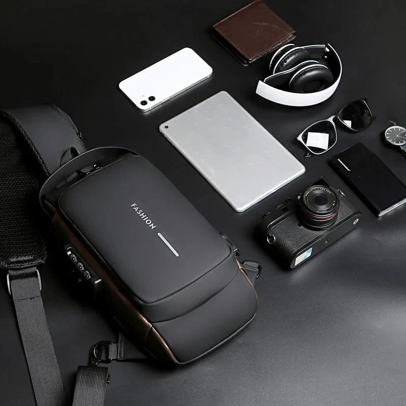 Crossbody Bag Anti-Theft TSA Lock & USB 3.0 Port