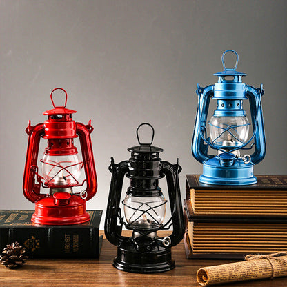 Kerosene Lantern Metal Shade Weatherproof Portable Handle