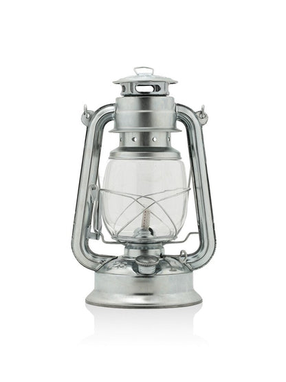 Kerosene Lantern Metal Shade Weatherproof Portable Handle