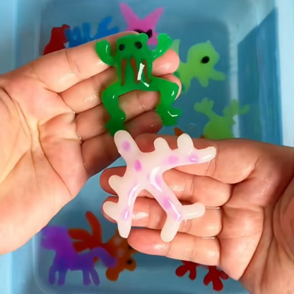 Kids Craft Kit Eight Underwater Molds & Water-Soluble Colors
