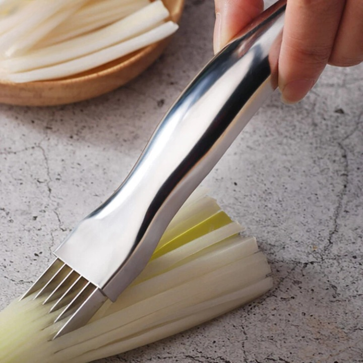 Kitchen Grater Stainless Steel & Non-Slip Handle