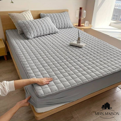 Mattress Protector Quilted Fitted Breathable Waterproof 30cm Deep Pocket