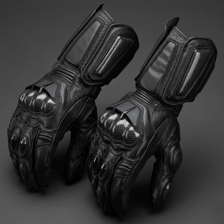 Motorcycle Gloves Leather Carbon Fiber Knuckles Wind- & Water-Repellent