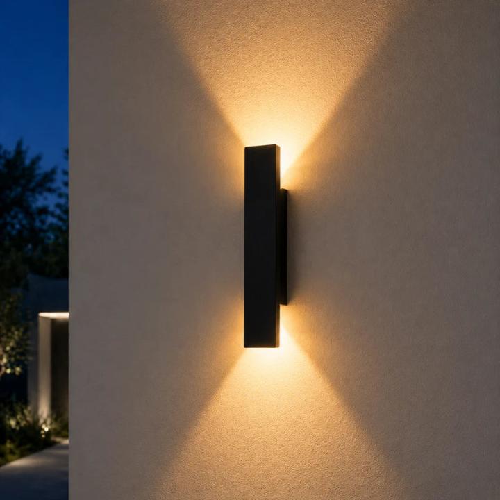 Outdoor Wall Light Bidirectional Up-Down LED IP65 Weatherproof Aluminum