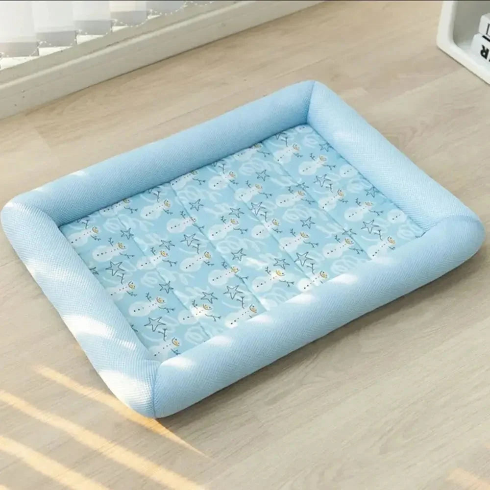 Pet Cooling Mat Breathable Mesh Water-Repellent Non-Slip Base