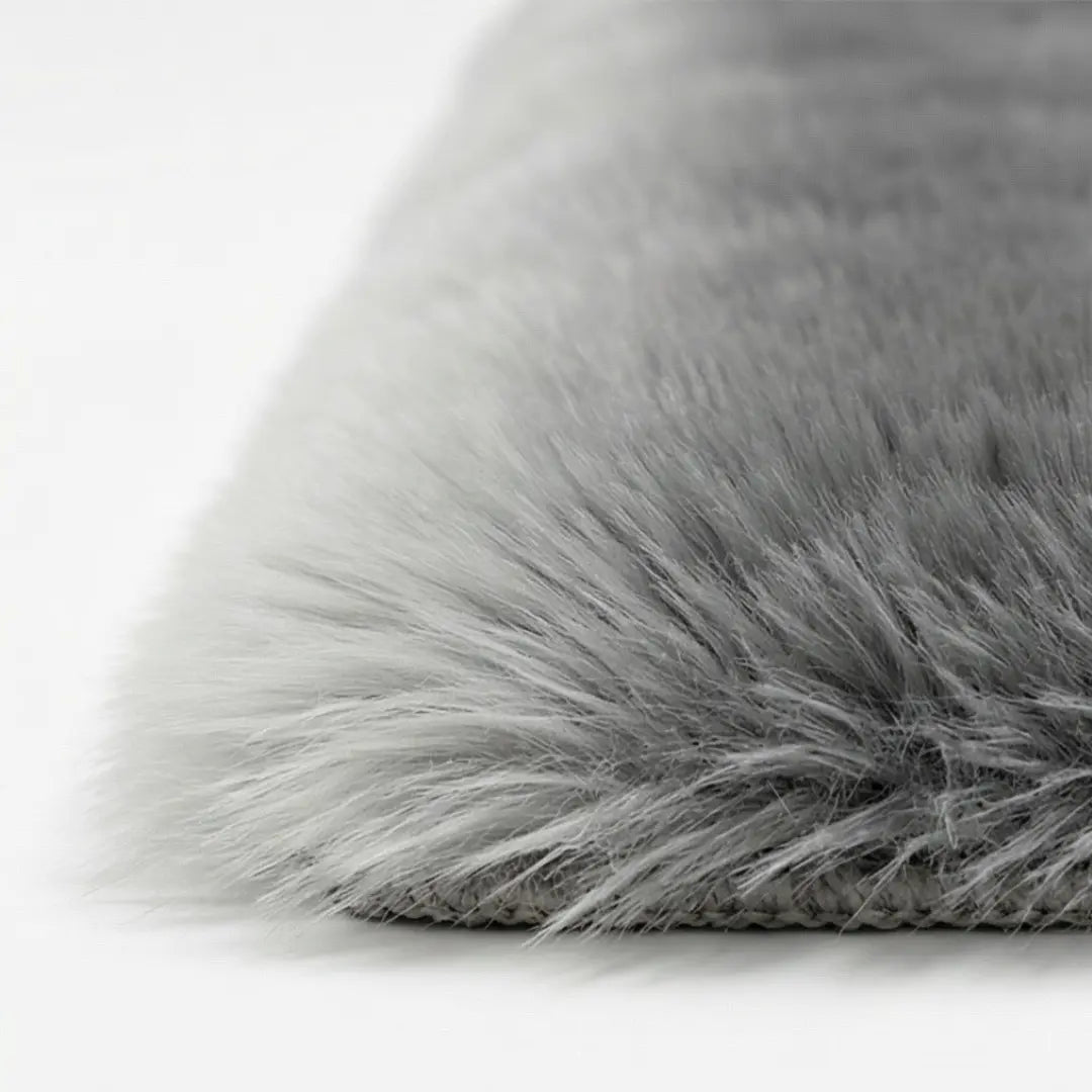 Plush Faux Fur Rug 1.57-Inch Pile Non-Slip Felt Backing