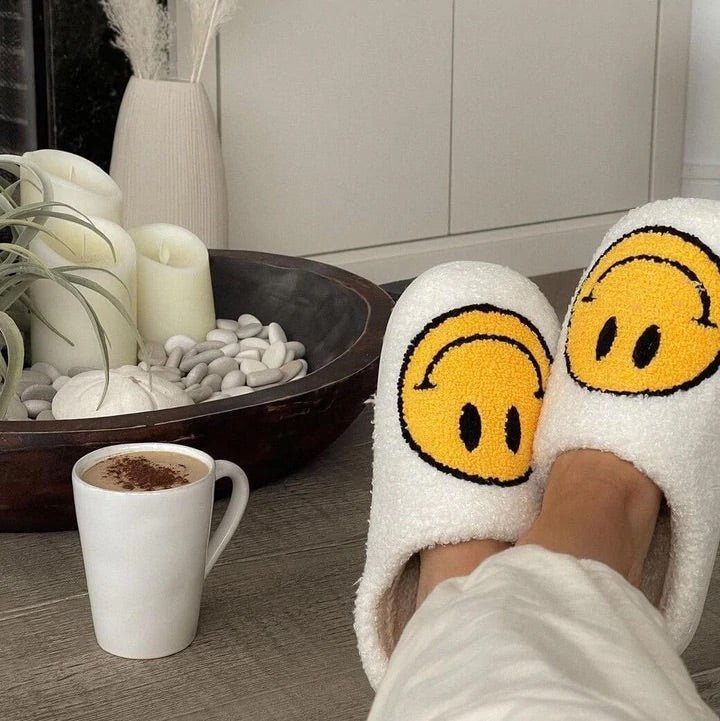Plush Slippers Smiley Design Plush Lining & Non-Slip Rubber Sole