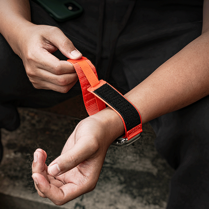 Smartwatch Strap Military-Grade Nylon Stainless Steel Connectors Adjustable Fit