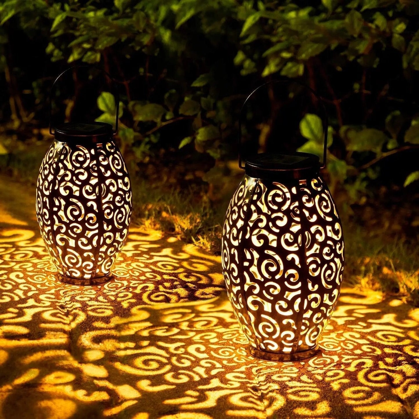 Solar Garden Lantern Ornate Cutout Warm LED
