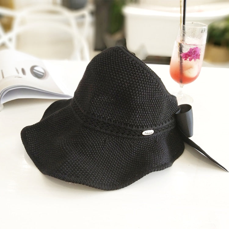 Straw Sun Hat UV-Protective Wide Brim Ponytail Opening