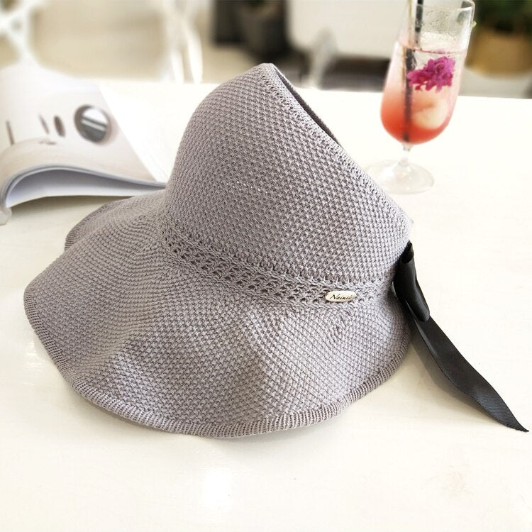 Straw Sun Hat UV-Protective Wide Brim Ponytail Opening