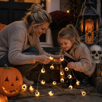 String Lights Cartoon Motifs Battery-Powered Indoor & Outdoor