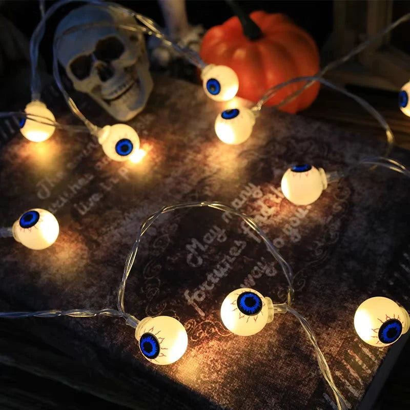 String Lights Cartoon Motifs Battery-Powered Indoor & Outdoor
