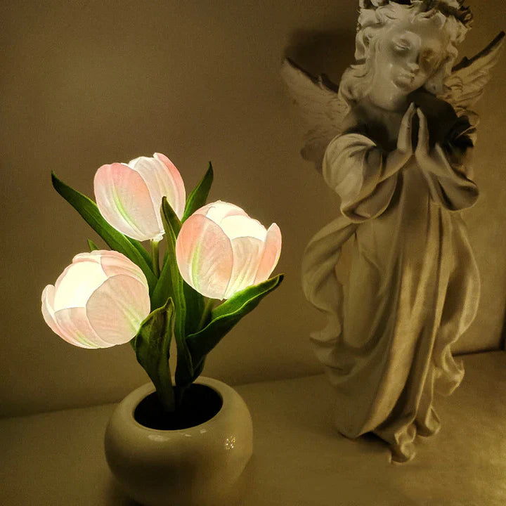Table Lamp Lifelike Tulip Blossoms USB-Powered