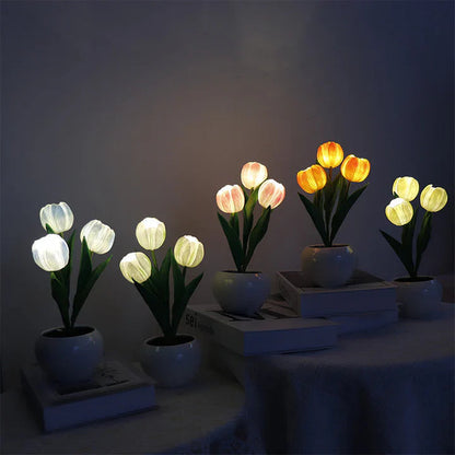 Table Lamp Lifelike Tulip Blossoms USB-Powered