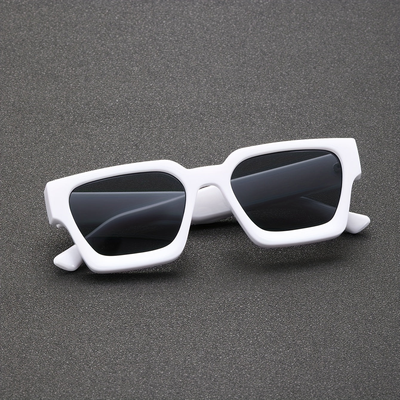 Unisex Sunglasses Y2K Square Frame Lightweight Polycarbonate