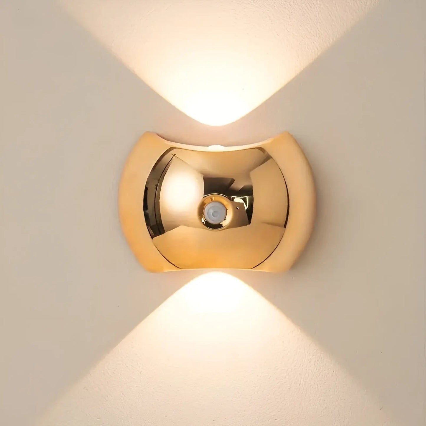 Wall Light Motion-Activated USB-C Rechargeable Magnetic Mount