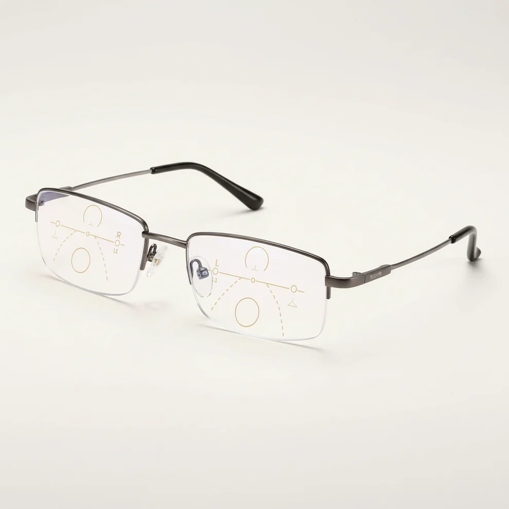 Smart Adaptive Eyewear with Photochromic Lenses