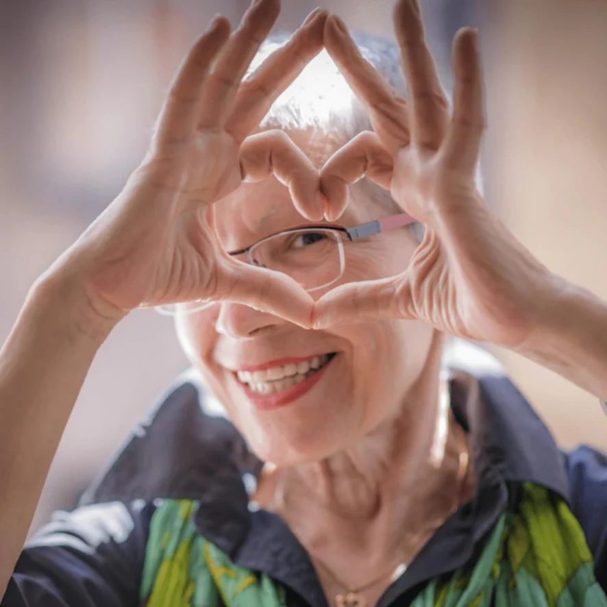 Discreet Rechargeable Hearing Aid for Enhanced Sound Clarity