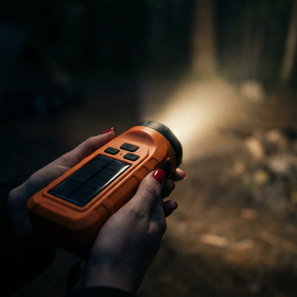 Survivor Pro Solar-Powered Emergency Radio