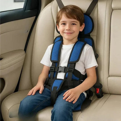Compact Travel Child Seat with Secure Five-Point Harness