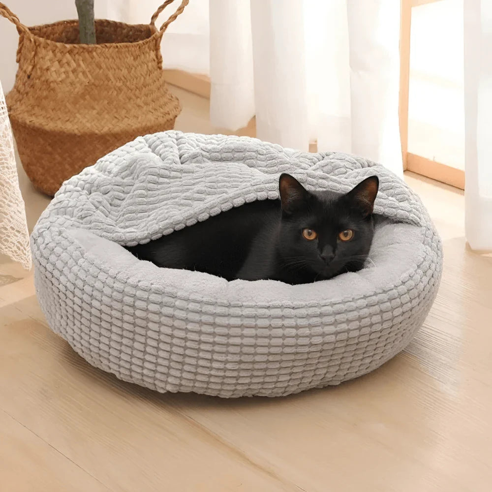 Cozy Enclosed Pet Bed with Fleece Lining for Ultimate Comfort