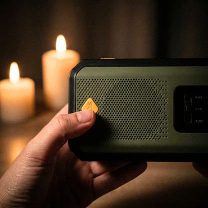 Essential Survival Radio with Solar Power & Hand Crank