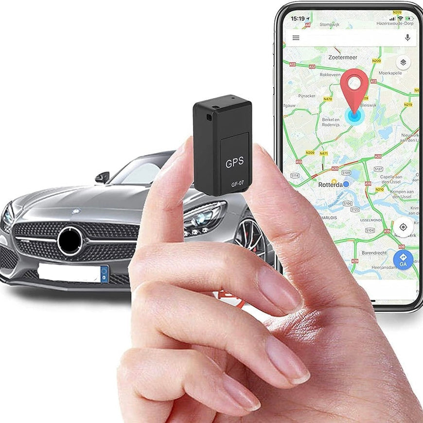 Compact GPS Locator with Global Tracking Capabilities