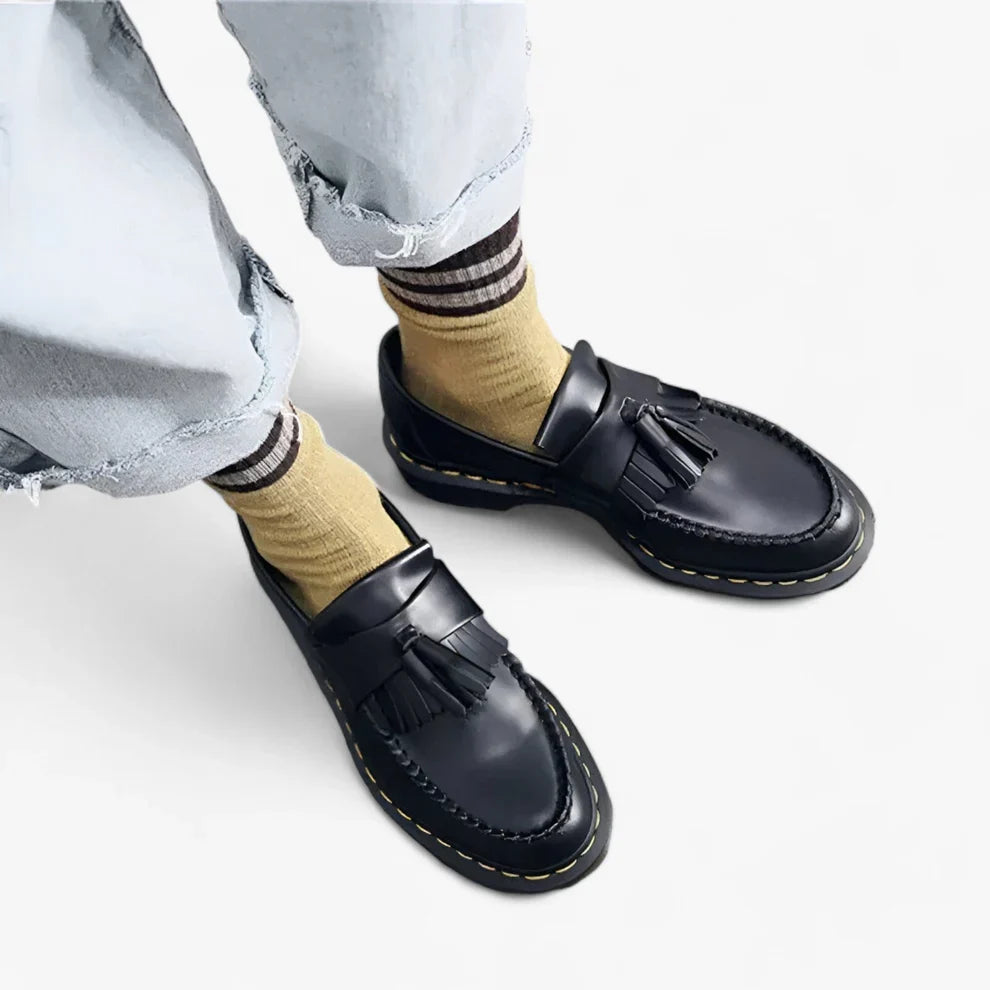 Elegant Black Leather Slip-On Loafers with Tassel Detail
