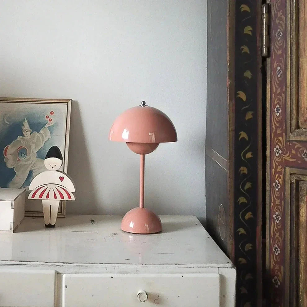 Wireless Dimmable Plant Pot Lamp for Cozy Illumination