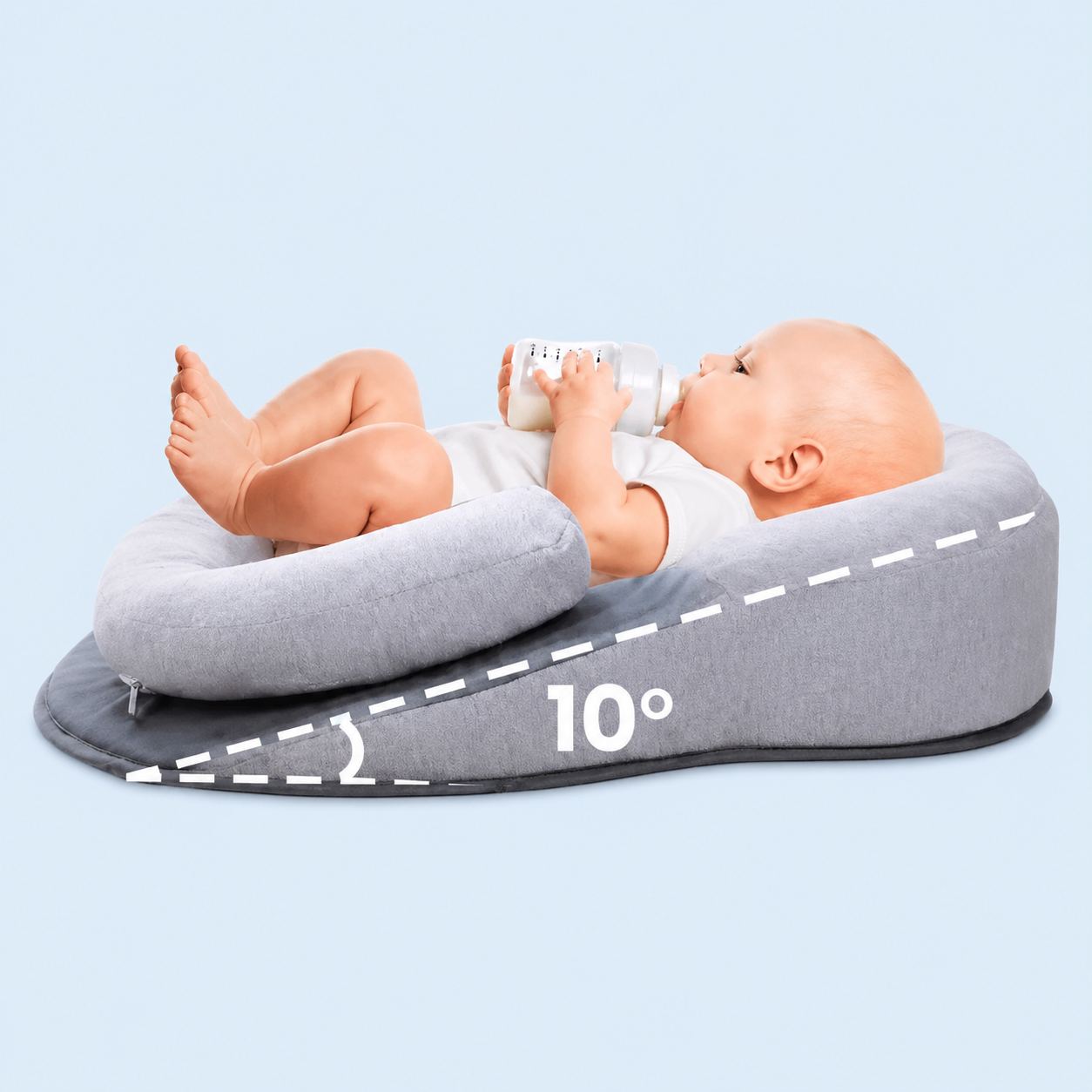 Gentle Incline Baby Cradle with Secure Safety Harness