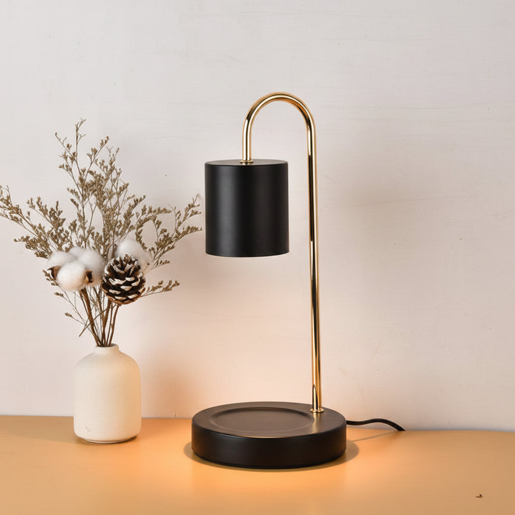 Sleek Metal Desk Lamp with Direct Light Focus and Space-Saving Base