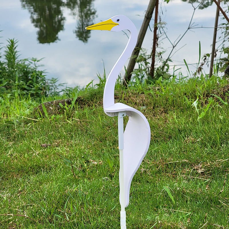 Whirling Aviary Delight: Elegant Bird Spinner for Gardens