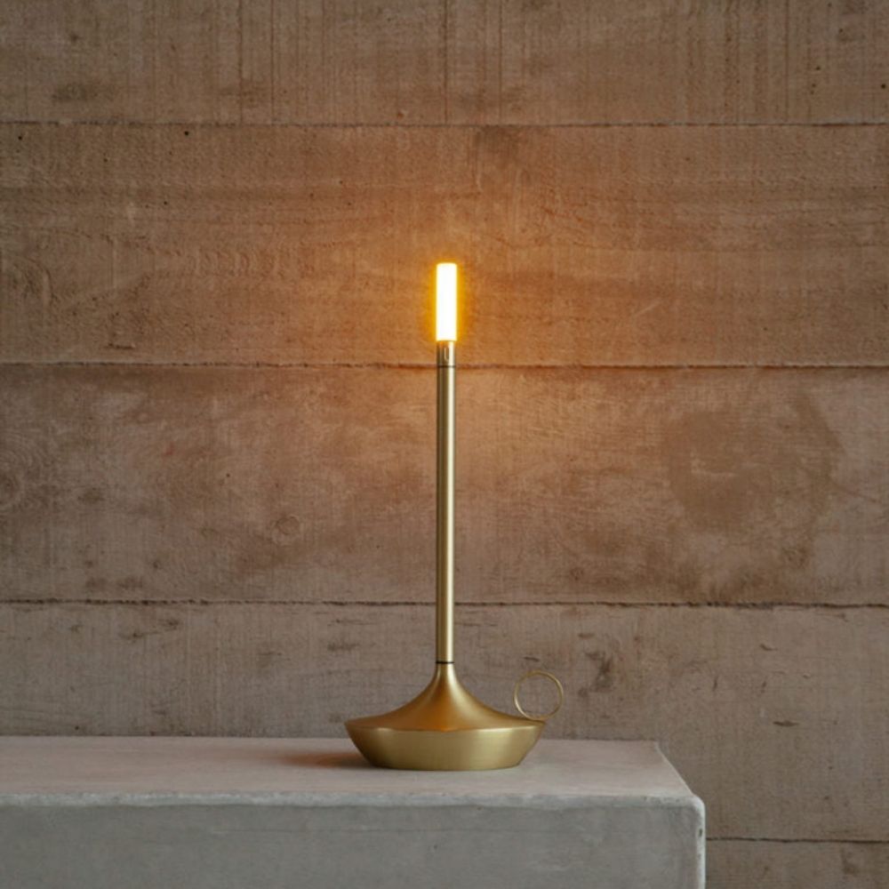 Charming Wireless Lamp for Cozy Candlelight Ambiance