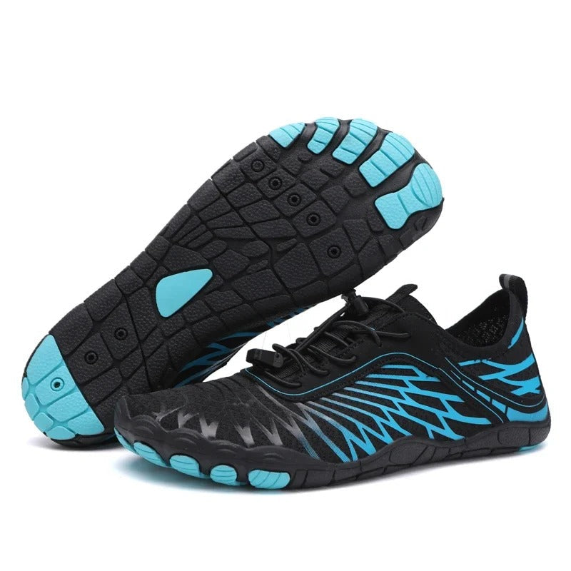 Flexible Barefoot Footwear with Enhanced Toe Space and Water Evacuation