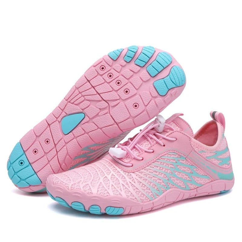 Flexible Barefoot Footwear with Enhanced Toe Space and Water Evacuation