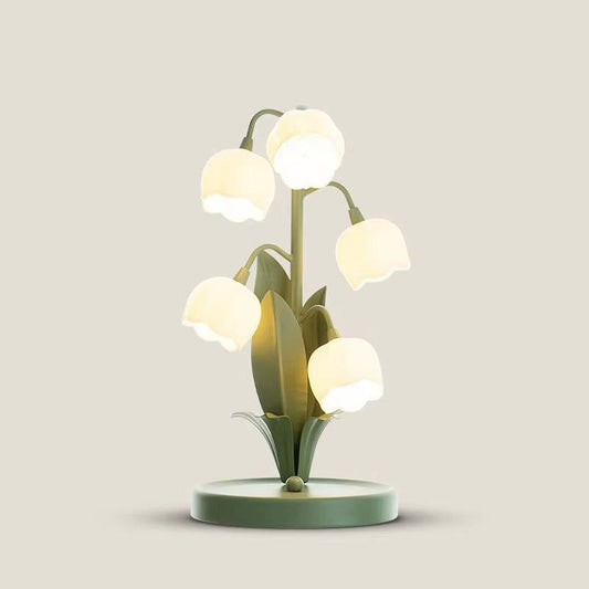 Charming Floral LED Desk Lamp with USB and 3 Light Settings
