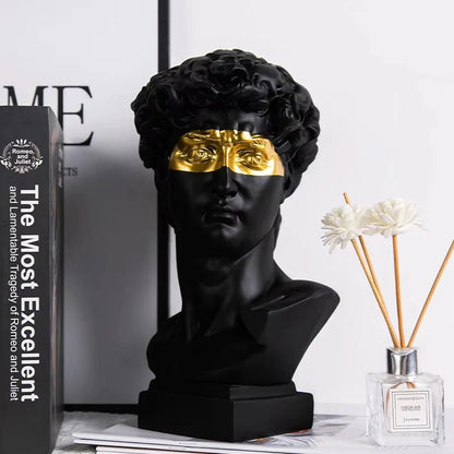 Sophisticated Resin Bust Sculpture for All Settings