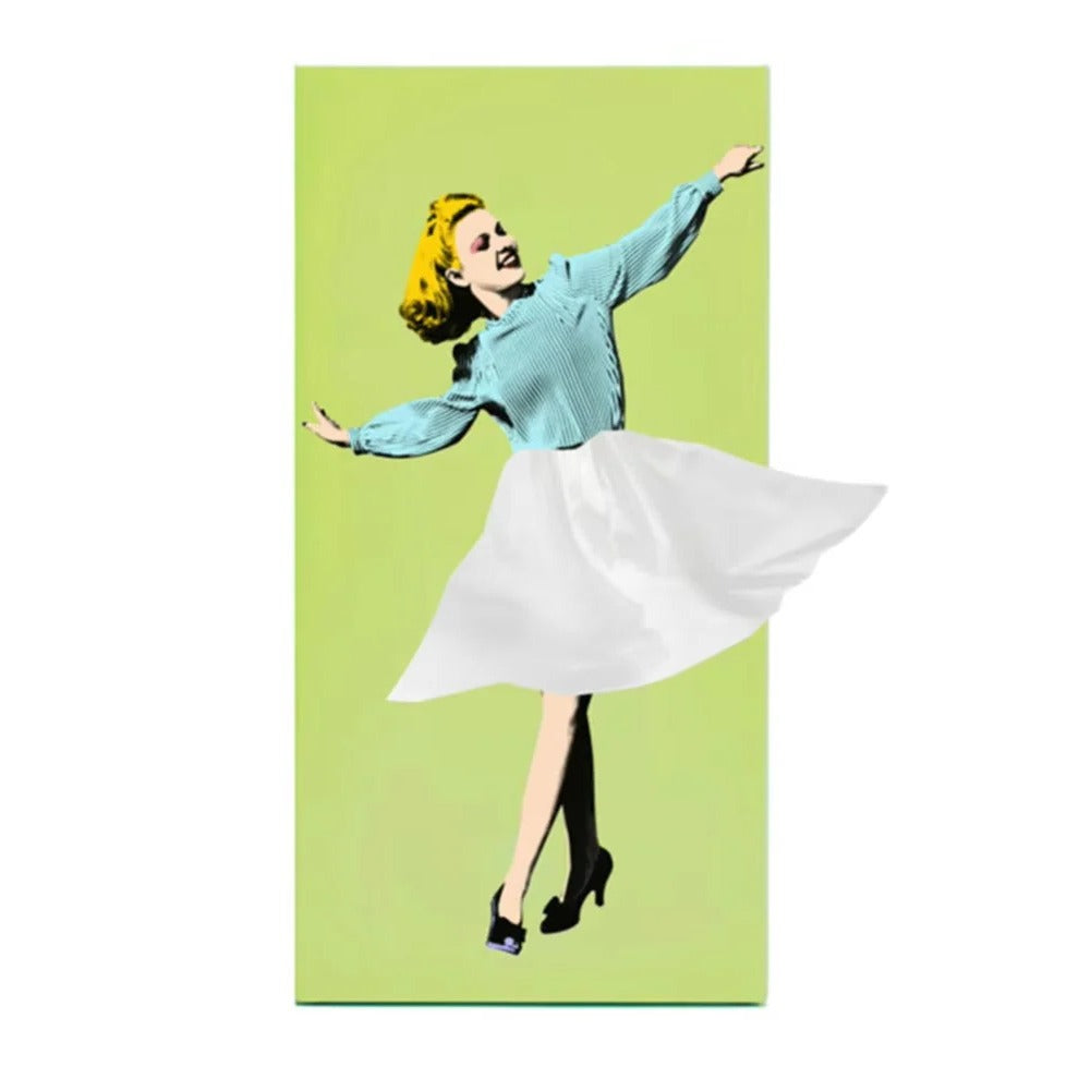 Chic Tissue Dispenser for Stylish Spaces