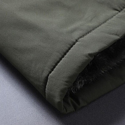 Men's Insulated Fleece Jacket with Secure Zip Pockets