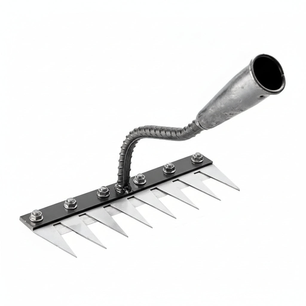 Versatile Garden Rake Head for Efficient Debris Clearance