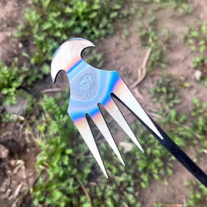 ErgoWeed Precision Hand Tool with Four Steel Tines for Lawn Care