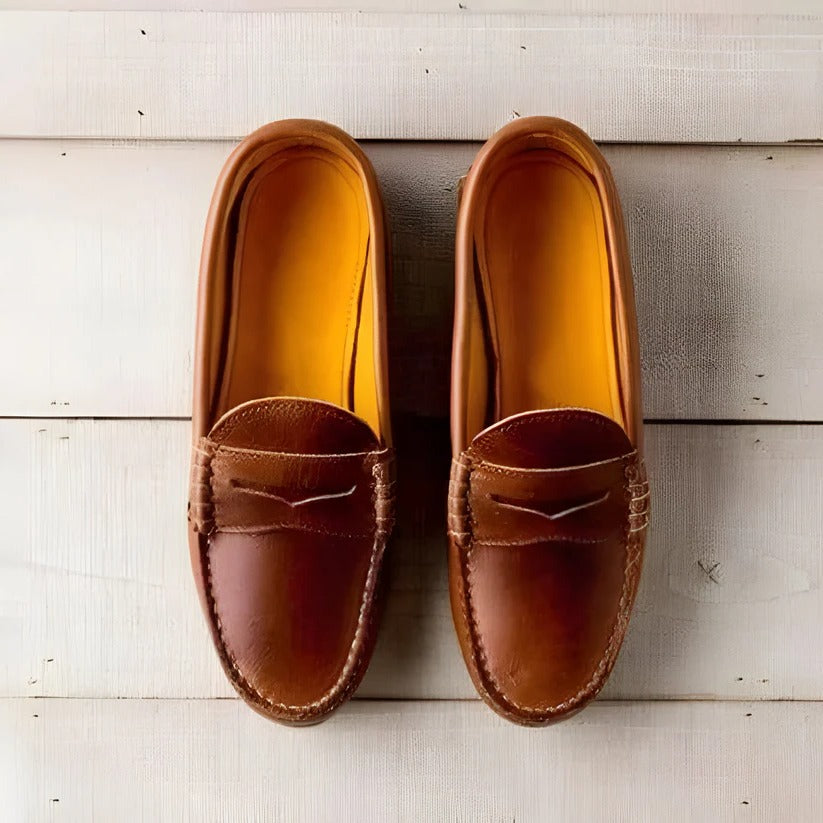 Elegant Slip-On Loafers for Women with Timeless Design